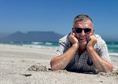 Peter Kirsten – Südafrika Tourguide am Strand von Kapstadt – Reload Südafrika Reisen